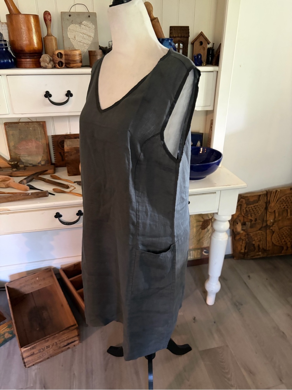 La Fée Maraboutee Sleeveless V-Neck Linen Shift Dress in Slate Gray